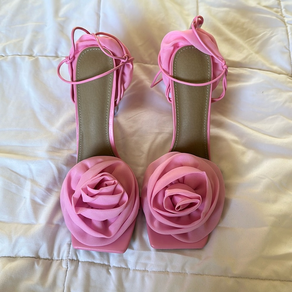 Rosette heels
